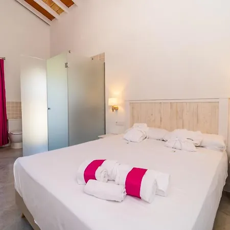 Foies De Baix Hotel